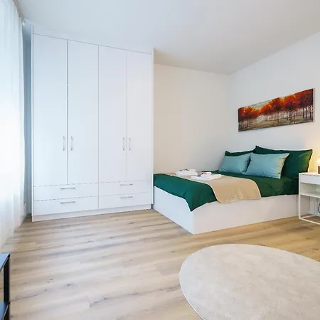 Design-apartment - - Kitchen - Self Check-in * Basel
